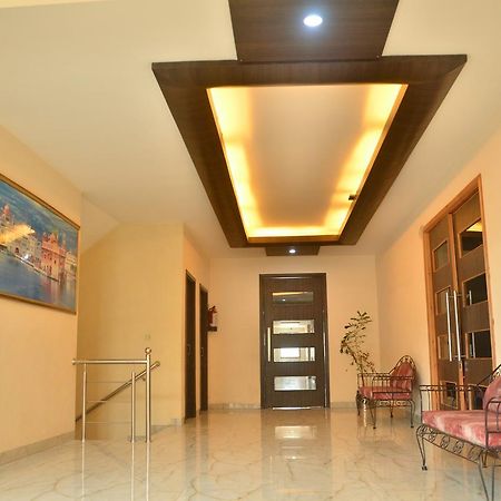أمريتسار Hotel Milan Palace المظهر الخارجي الصورة