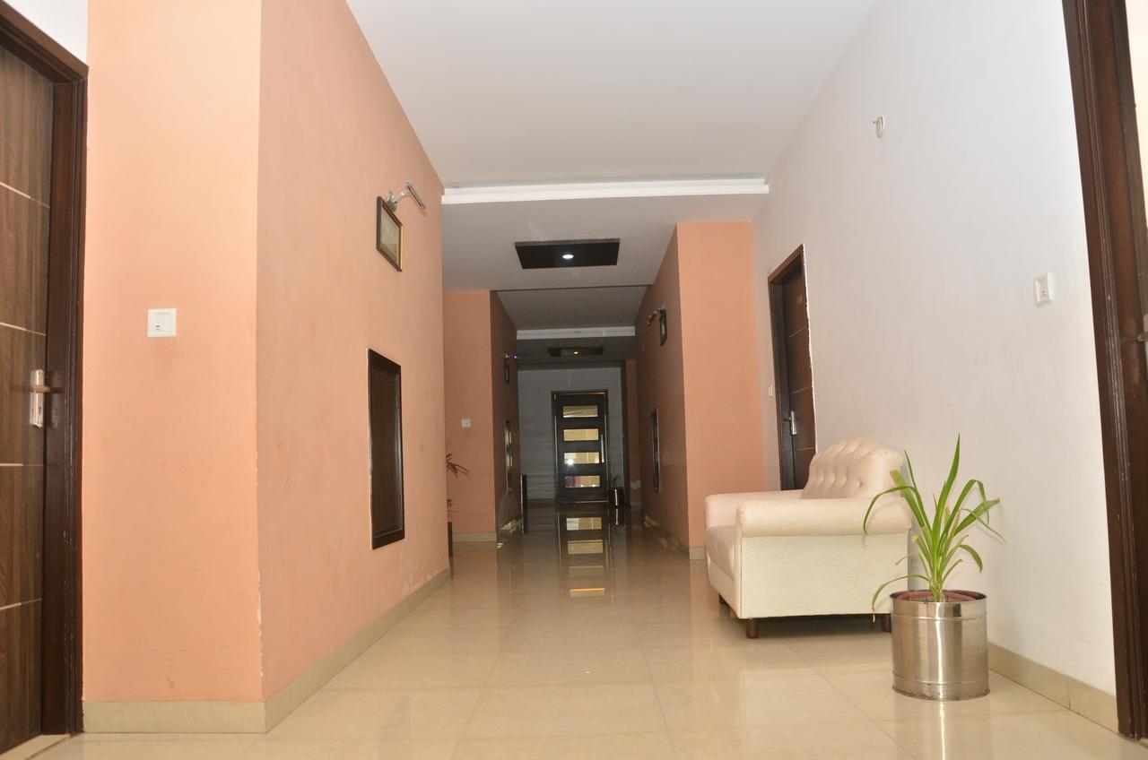أمريتسار Hotel Milan Palace المظهر الخارجي الصورة